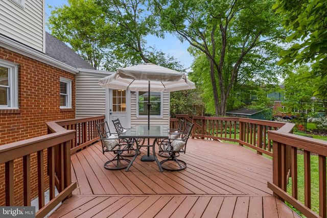 302 S WEST ST, Falls Church, VA 22046