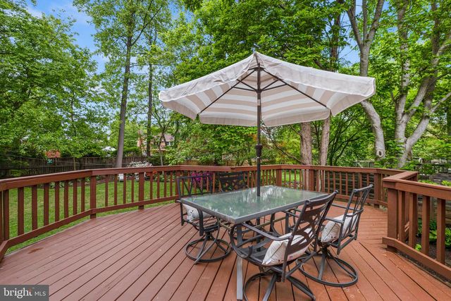 302 S WEST ST, Falls Church, VA 22046