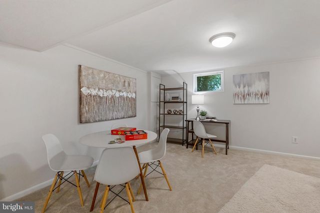 302 S WEST ST, Falls Church, VA 22046