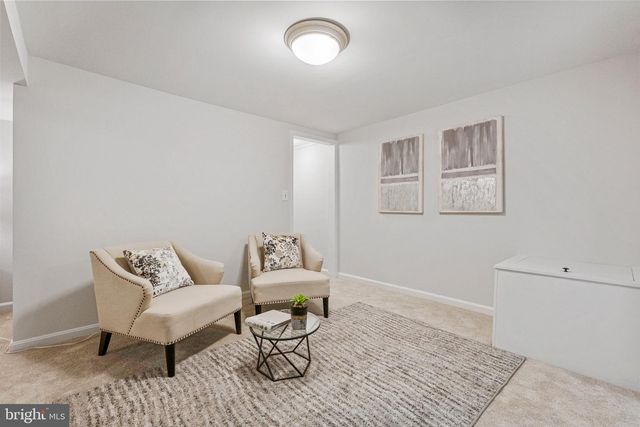302 S WEST ST, Falls Church, VA 22046