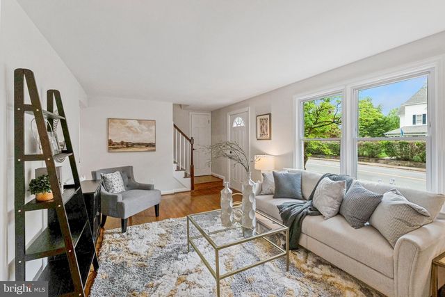 302 S WEST ST, Falls Church, VA 22046