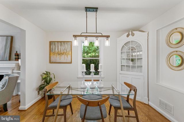 302 S WEST ST, Falls Church, VA 22046