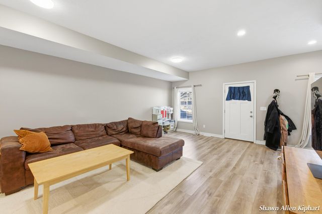 164 Wexford Street Se, City Of Wyoming, MI 49548