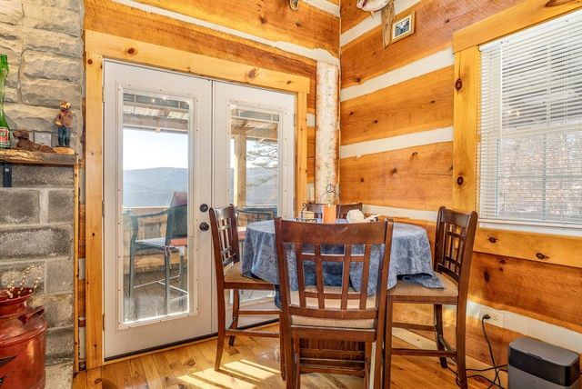 147 BEAR RIDGE RD, Milam, WV 26838