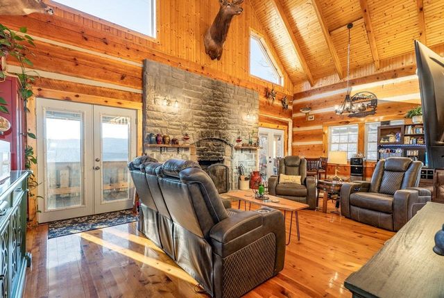 147 BEAR RIDGE RD, Milam, WV 26838