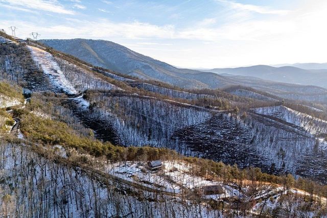 147 BEAR RIDGE RD, Milam, WV 26838