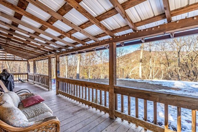 147 BEAR RIDGE RD, Milam, WV 26838