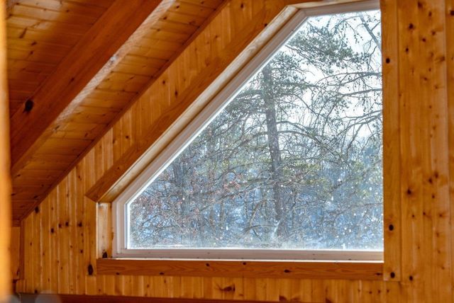 147 BEAR RIDGE RD, Milam, WV 26838