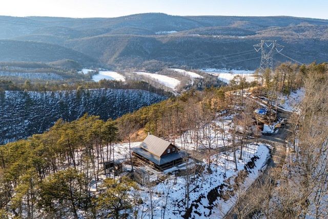 147 BEAR RIDGE RD, Milam, WV 26838