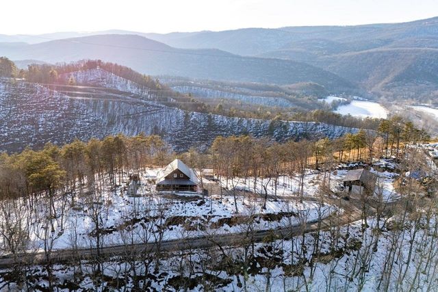 147 BEAR RIDGE RD, Milam, WV 26838