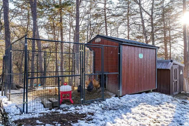 147 BEAR RIDGE RD, Milam, WV 26838