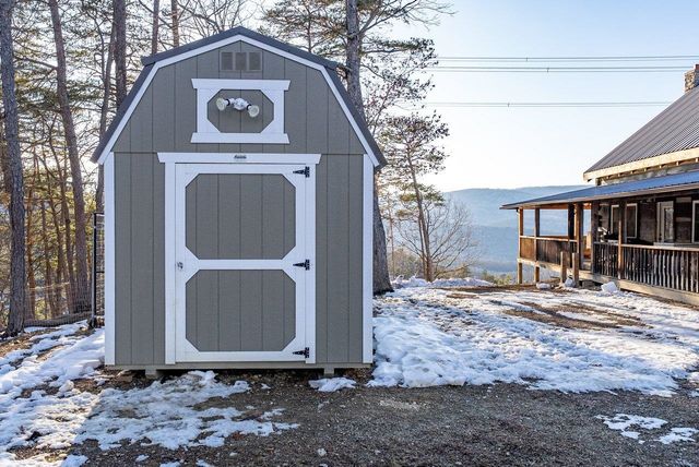 147 BEAR RIDGE RD, Milam, WV 26838