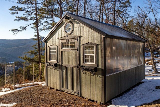 147 BEAR RIDGE RD, Milam, WV 26838