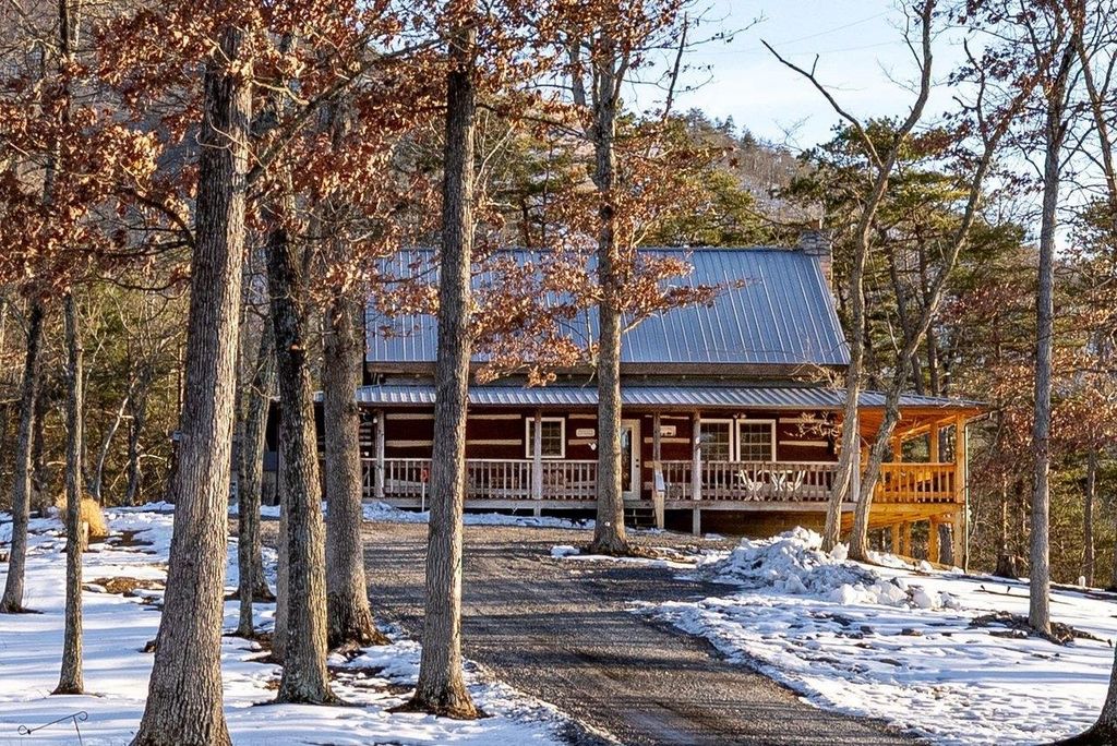 147 BEAR RIDGE RD, Milam, WV 26838