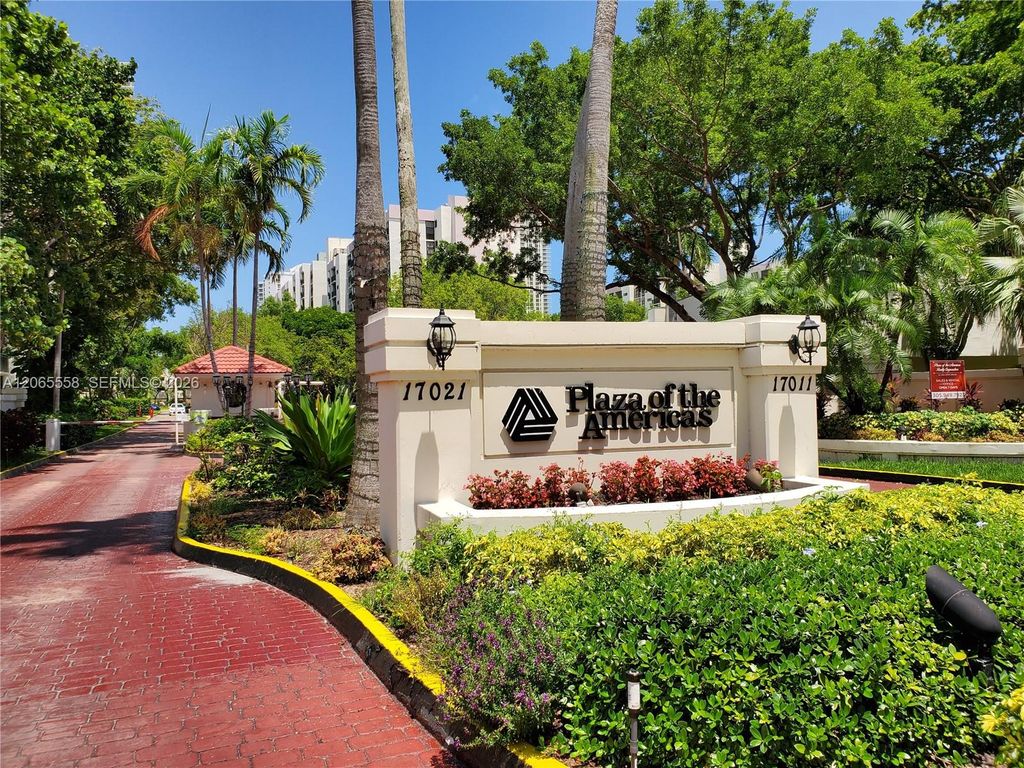 Image 30 of property listing at 17011 N Bay Rd 801, Sunny Isles Beach, FL 33160