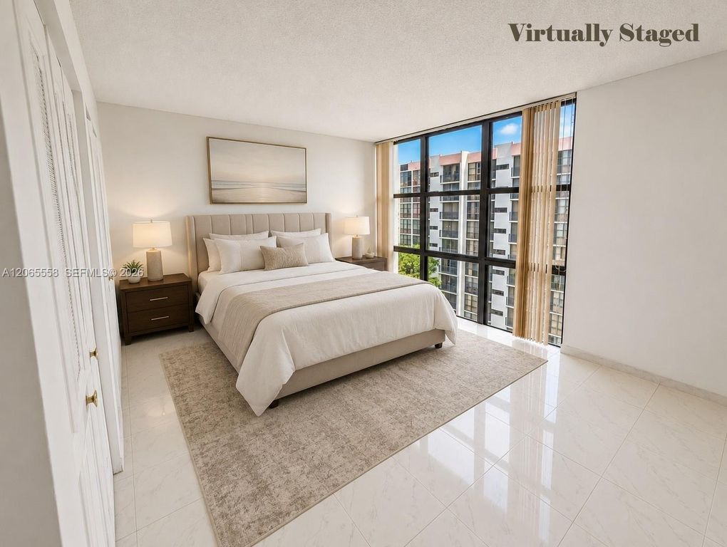 Image 7 of property listing at 17011 N Bay Rd 801, Sunny Isles Beach, FL 33160