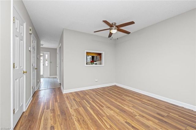 5910 King Charles Court, Clemmons, NC 27012