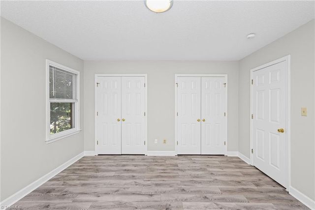 5910 King Charles Court, Clemmons, NC 27012