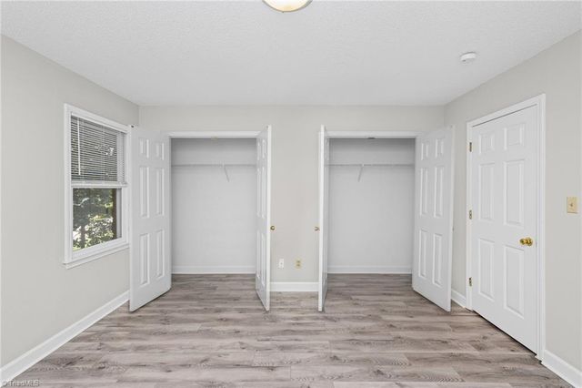 5910 King Charles Court, Clemmons, NC 27012