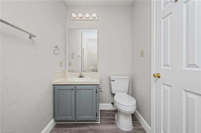 5910 King Charles Court, Clemmons, NC 27012