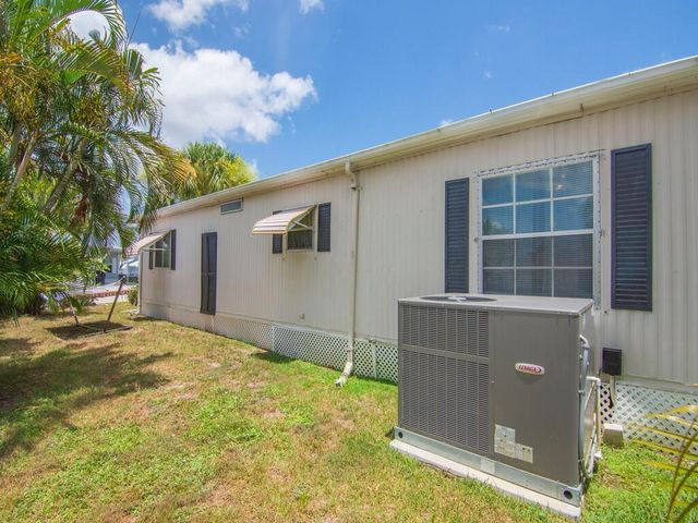 1 Castilla Lane, Port St. Lucie, FL 34952