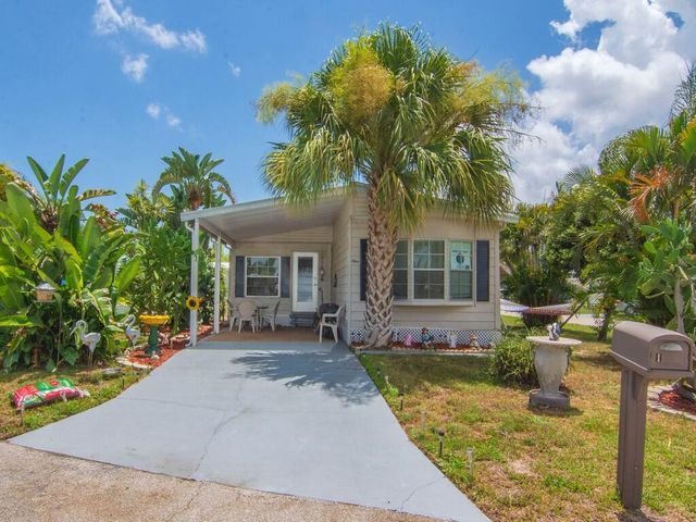 1 Castilla Lane, Port St. Lucie, FL 34952