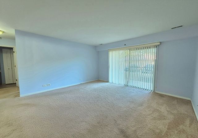 21W581 North Avenue 26, Lombard, IL 60148