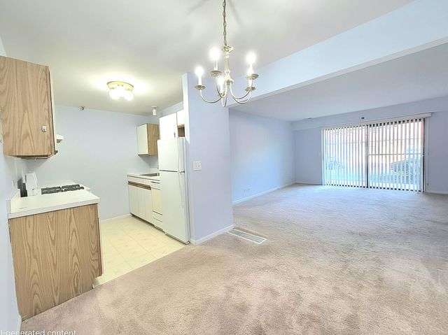 21W581 North Avenue 26, Lombard, IL 60148