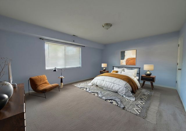 21W581 North Avenue 26, Lombard, IL 60148