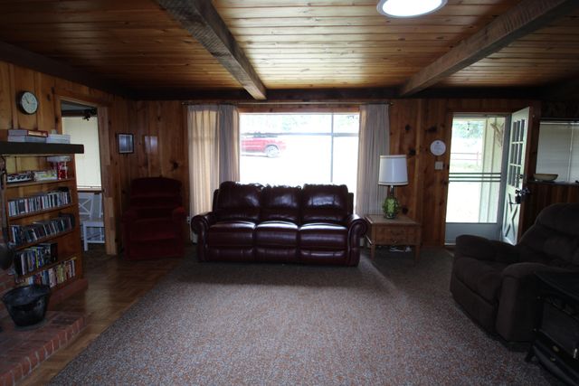 1771 James Drive, Springville, CA 93265