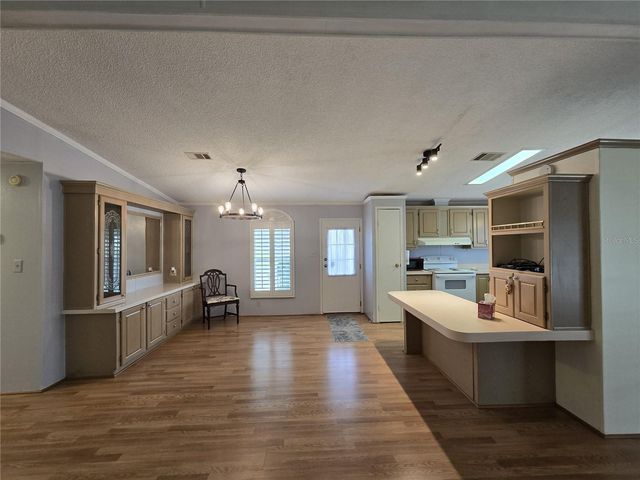 4122 GREENBLUFF ROAD 821, Zellwood, FL 32798