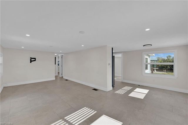 2880 8th AVE, St. James City, FL 33956