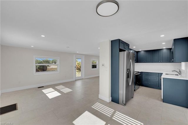 2880 8th AVE, St. James City, FL 33956