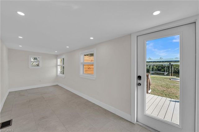 2880 8th AVE, St. James City, FL 33956