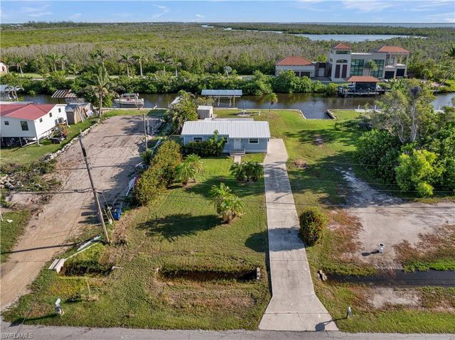 2880 8th AVE, St. James City, FL 33956