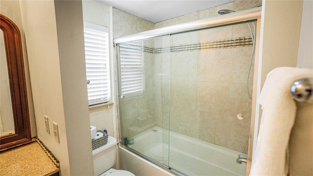 16003 SHAREWOOD DRIVE, Tampa, FL 33618