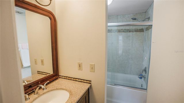 16003 SHAREWOOD DRIVE, Tampa, FL 33618