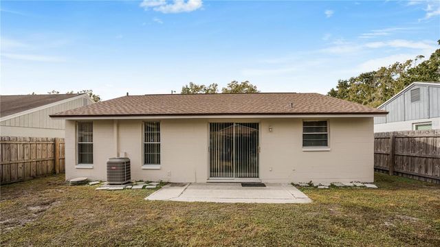 16003 SHAREWOOD DRIVE, Tampa, FL 33618