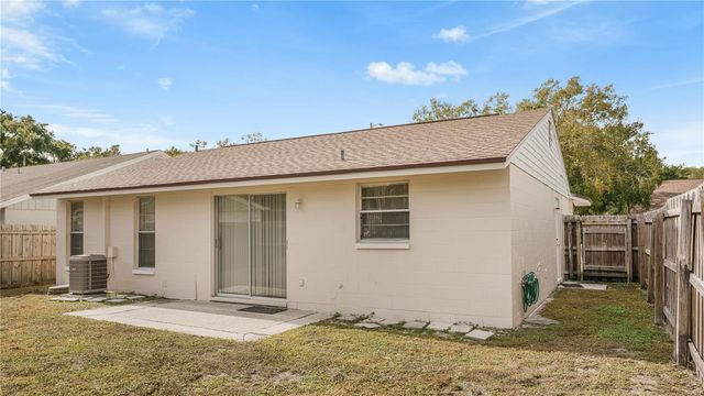 16003 SHAREWOOD DRIVE, Tampa, FL 33618