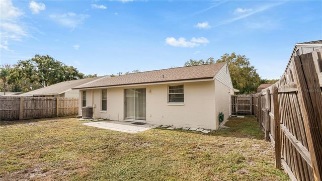 16003 SHAREWOOD DRIVE, Tampa, FL 33618