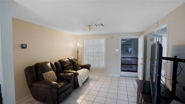 16003 SHAREWOOD DRIVE, Tampa, FL 33618