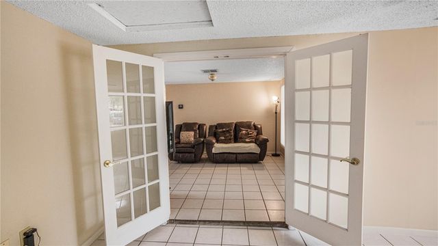 16003 SHAREWOOD DRIVE, Tampa, FL 33618