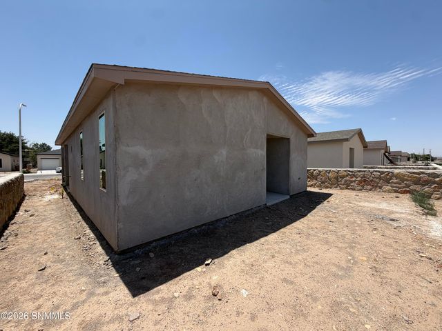 1110 Chitamacha Road, Las Cruces, NM 88007