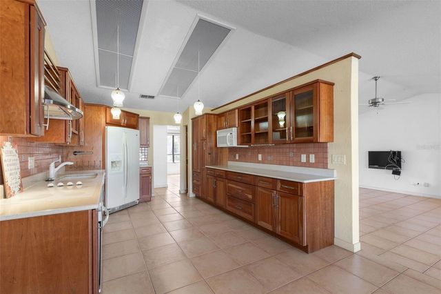 3203 JOHN ANDERSON DRIVE, Ormond Beach, FL 32176