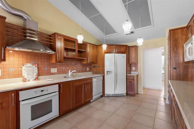 3203 JOHN ANDERSON DRIVE, Ormond Beach, FL 32176