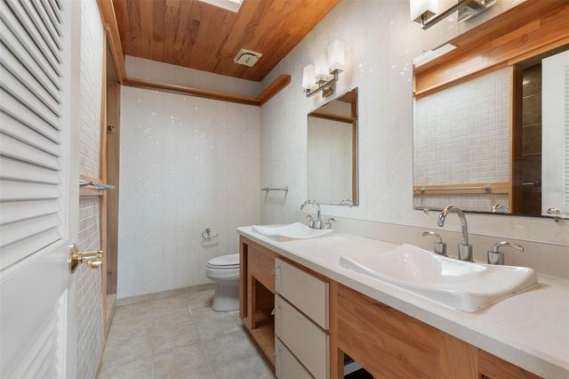 3203 JOHN ANDERSON DRIVE, Ormond Beach, FL 32176