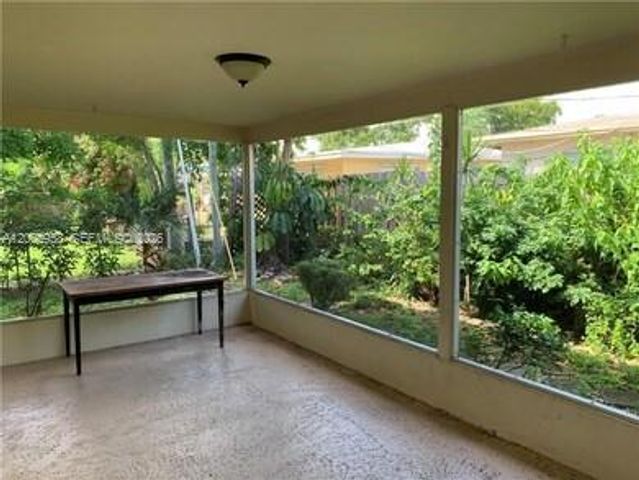 2051 NE 25th Ave, Pompano Beach, FL 33062