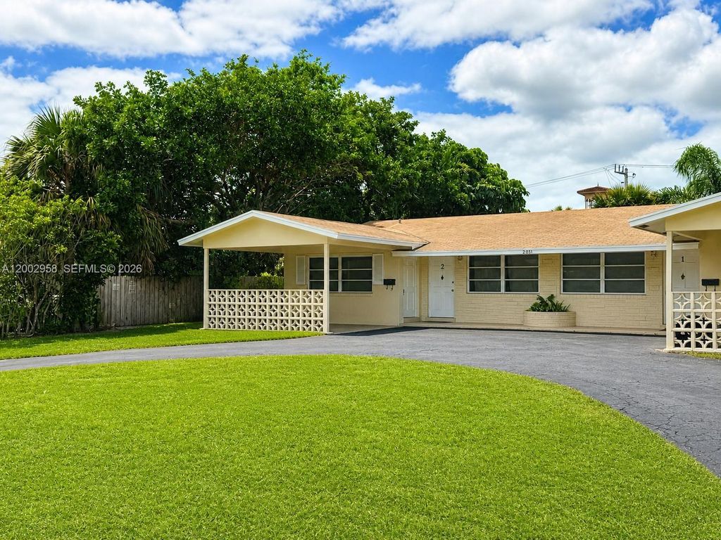 2051 NE 25th Ave, Pompano Beach, FL 33062