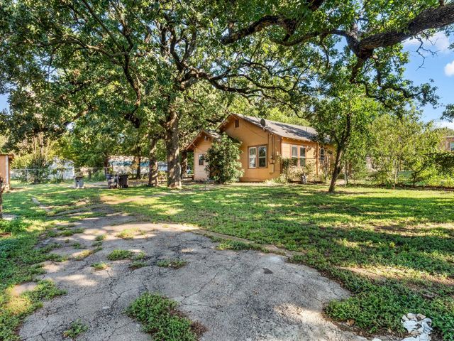 3002 Mecca Street, Fort Worth, TX 76119