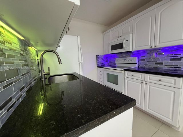 400 Minorca Ave 1, Coral Gables, FL 33134